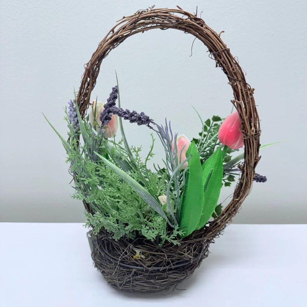 New! Target Bullseye Playground Tulips Faux Floral Wreath Basket, 2026